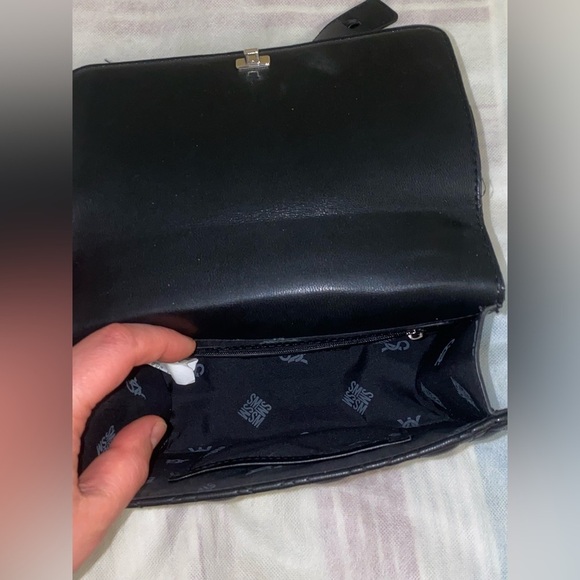 Black Quilted Chain Shoulder Bag. Steve Madden - Picture 6 of 7